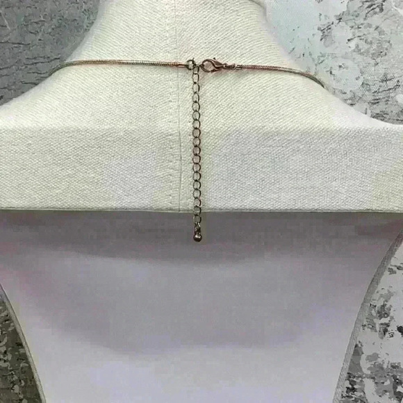 Vintage Gold Dangle Pendants - Picture 3 of 3